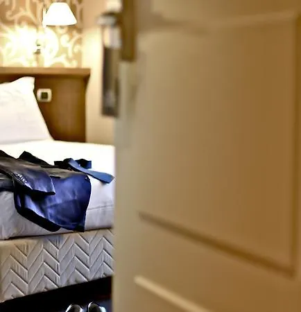 Torlonia 4* Rome