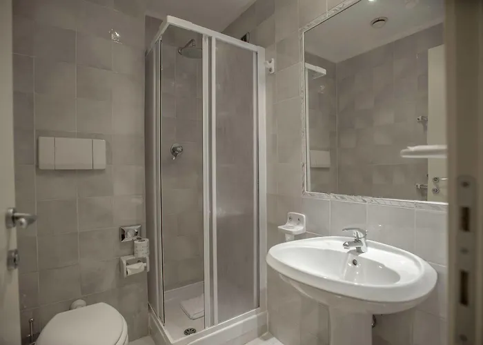 Torlonia Hotel